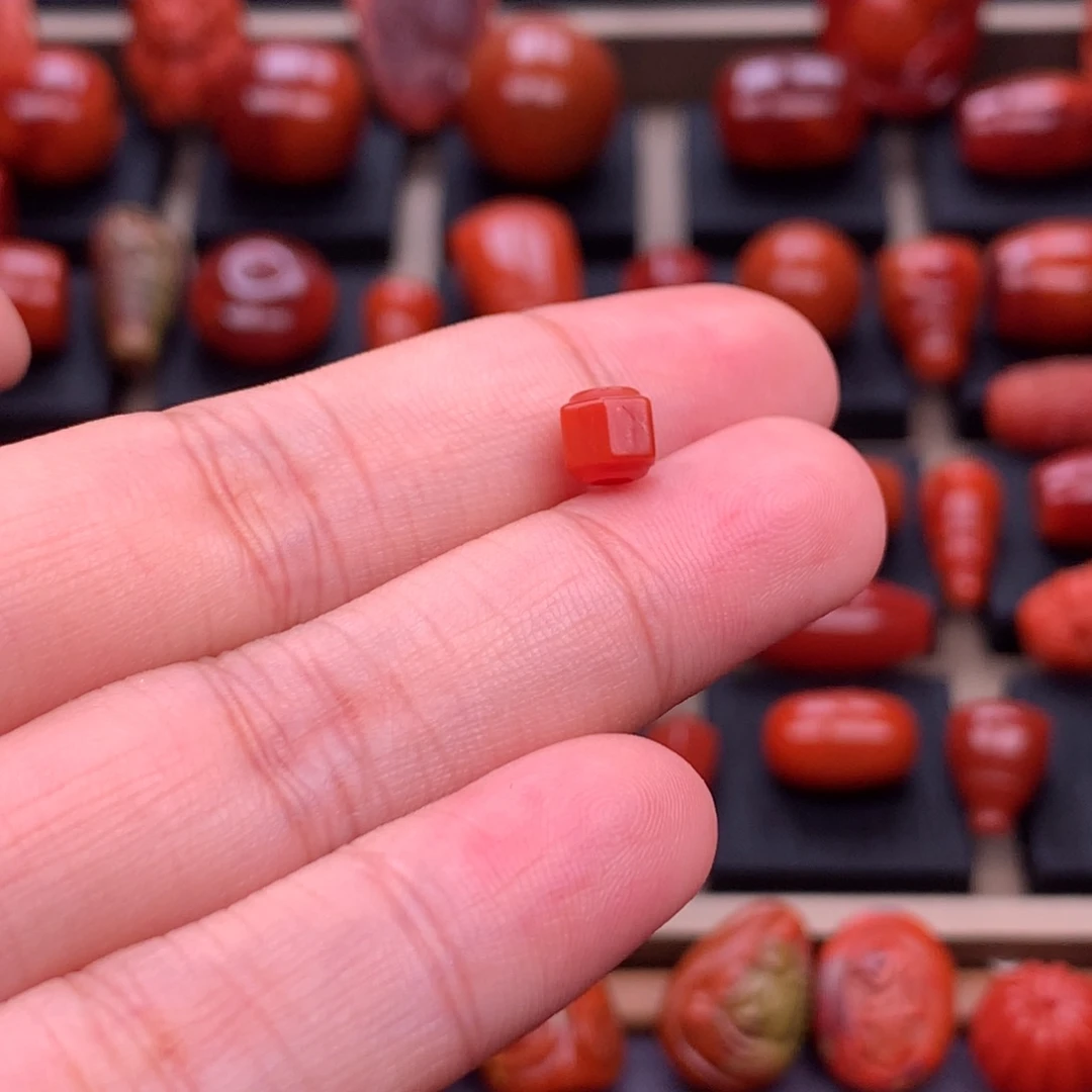 南红玛瑙未镶嵌川料原矿线束5.5mm