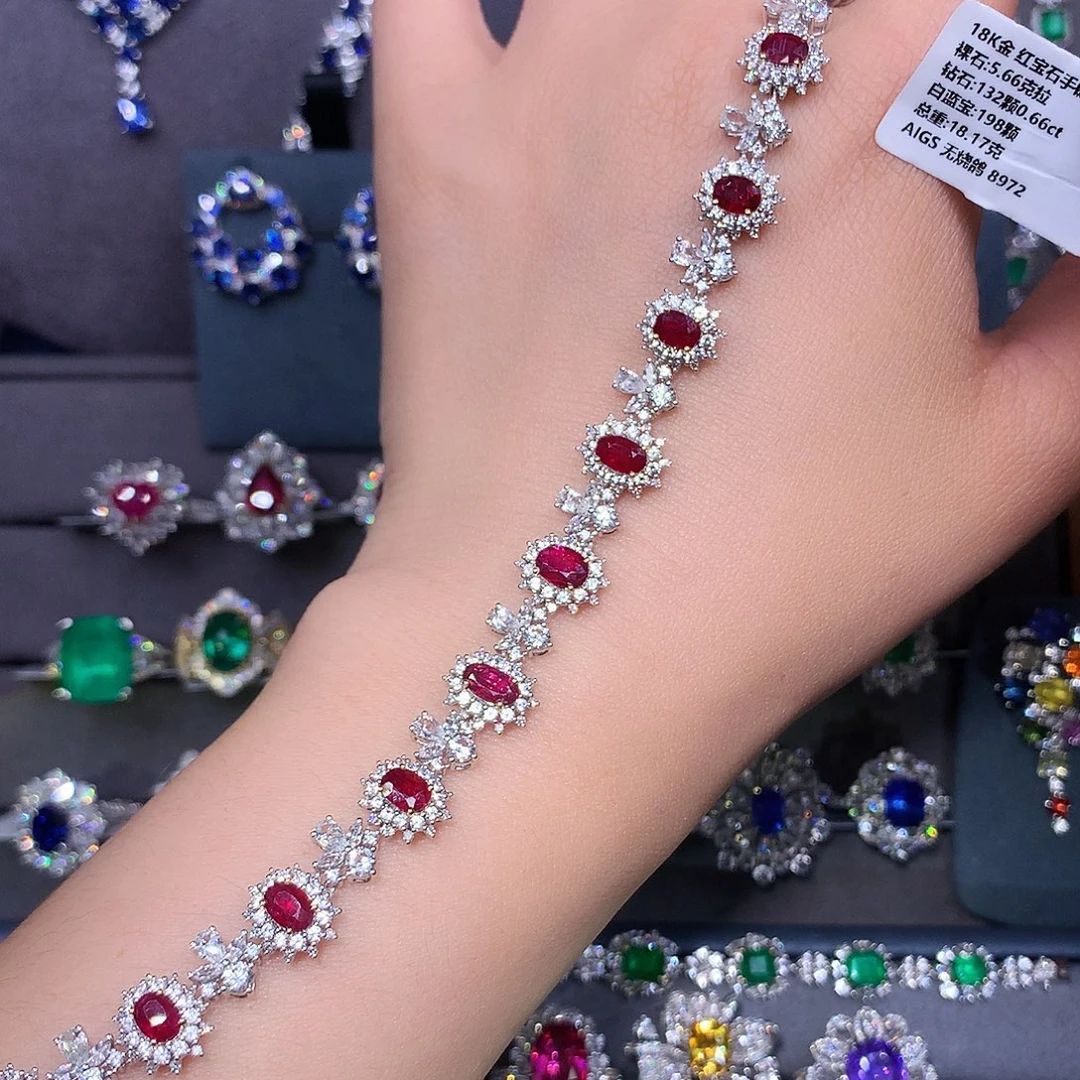 18K金镶嵌红宝石手链