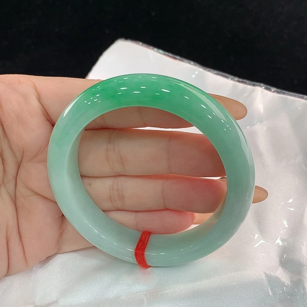 【闪购商品】未镶嵌手镯翡翠55.5,55/56