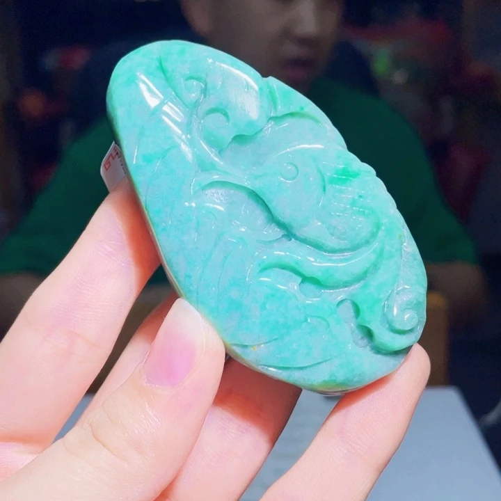 翡翠未镶嵌吊坠(不含链)A63