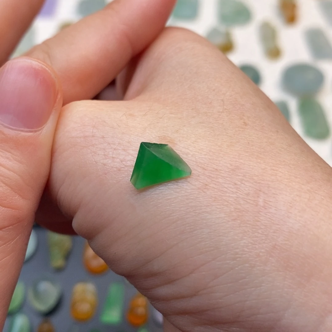 定制翡翠未镶嵌切割面