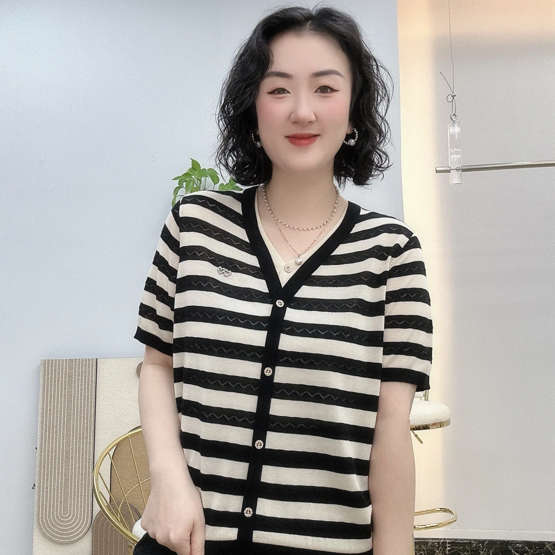 时尚妈妈装假两件莱赛尔天丝V领条纹短袖毛针织衫2025夏季新款女