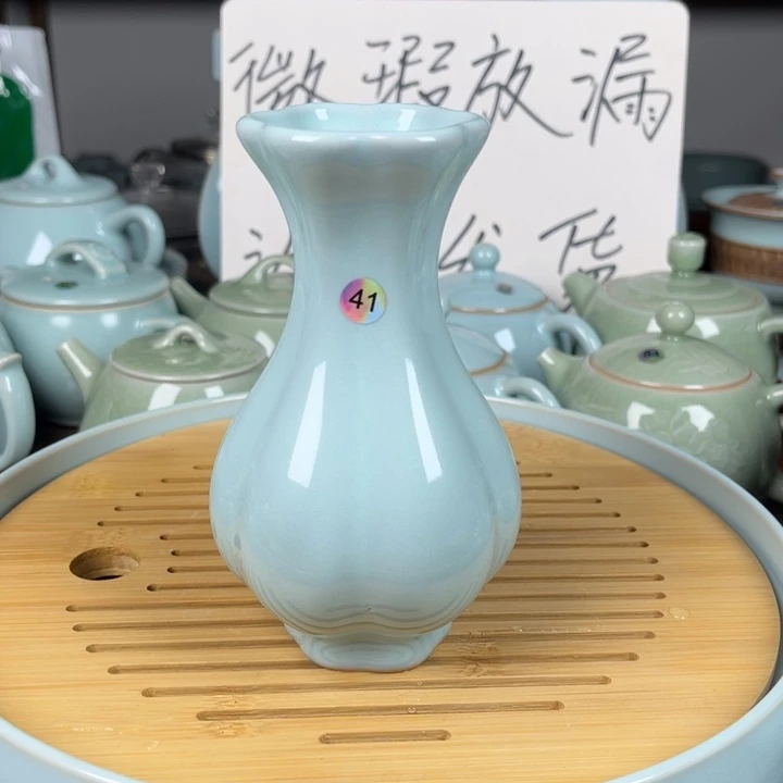 41号天青色海棠瓶瑕疵