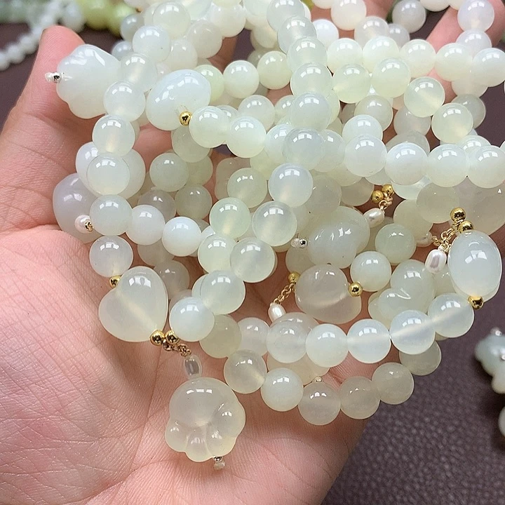蛇纹石玉合金颈饰