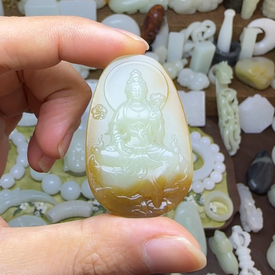 和田玉未镶嵌挂件