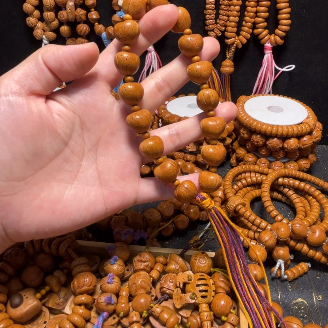 人***客桃核手串爱心手持