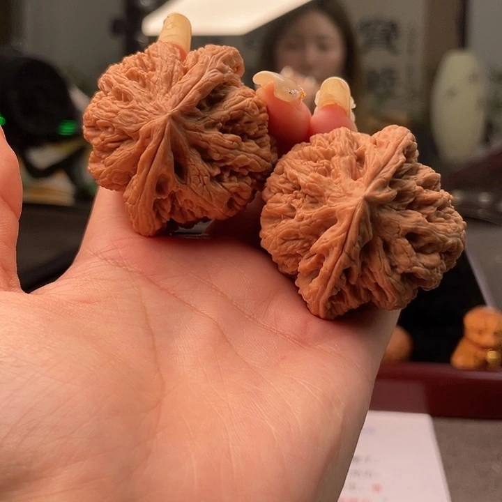文玩核桃把件你****书粗筋