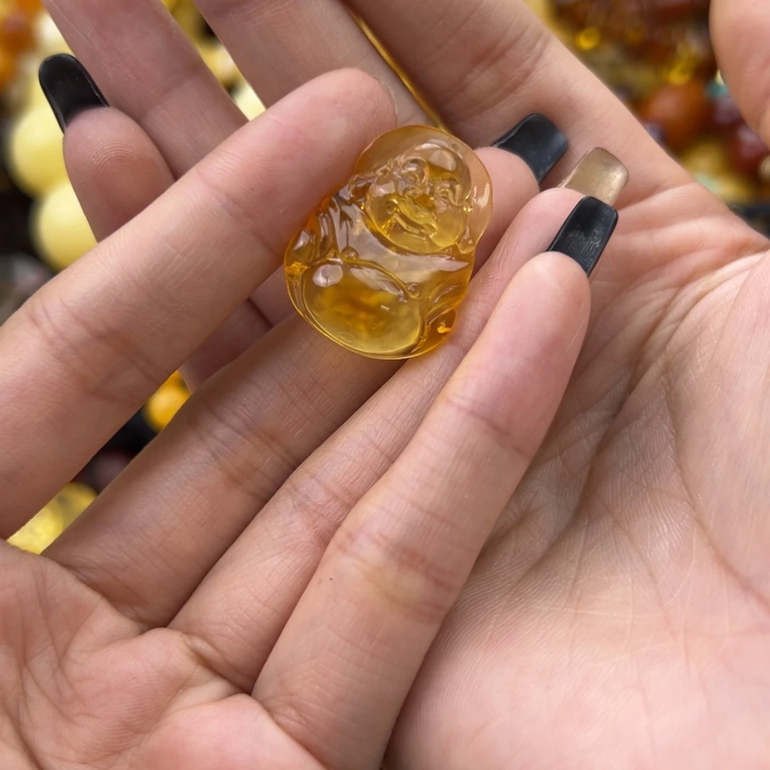 琥珀珠宝奇石未镶嵌