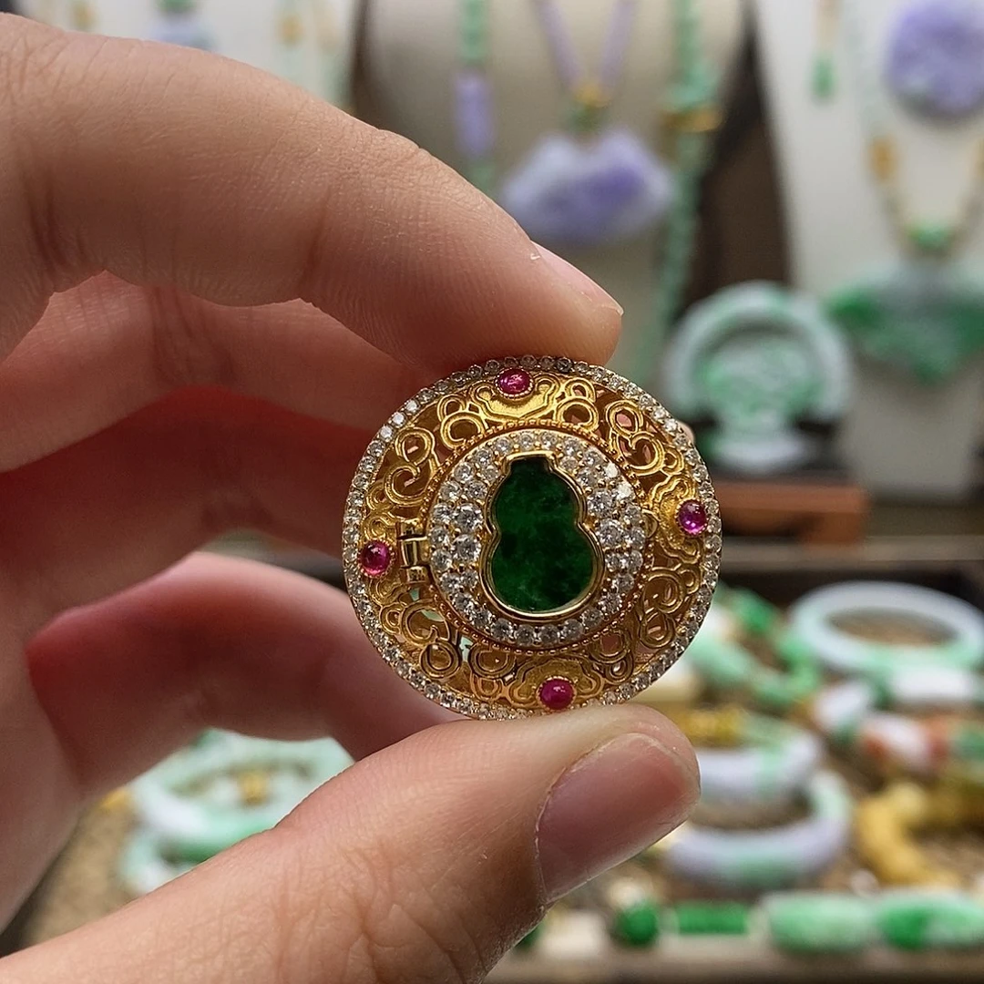 翡翠未镶嵌颈饰发簪