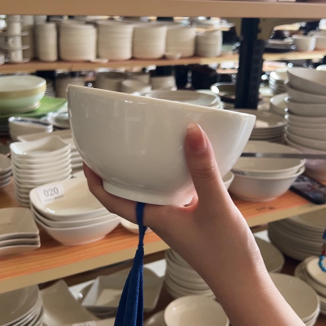新骨瓷028微瑕暖白5.5寸平盘米饭碗