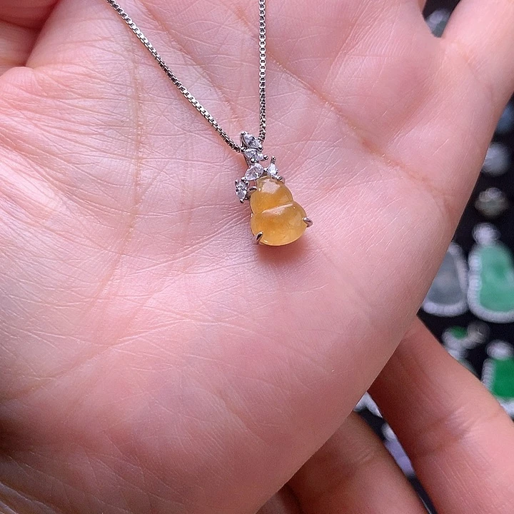 颈饰银S925镶嵌翡翠