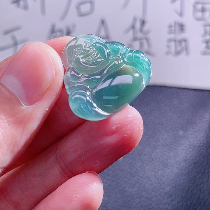 翡翠颈饰未镶嵌888888888