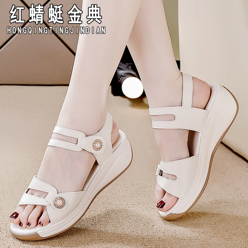 红蜻蜓金典真皮凉鞋2025夏季新款一字带软底轻便百搭时尚外穿凉鞋