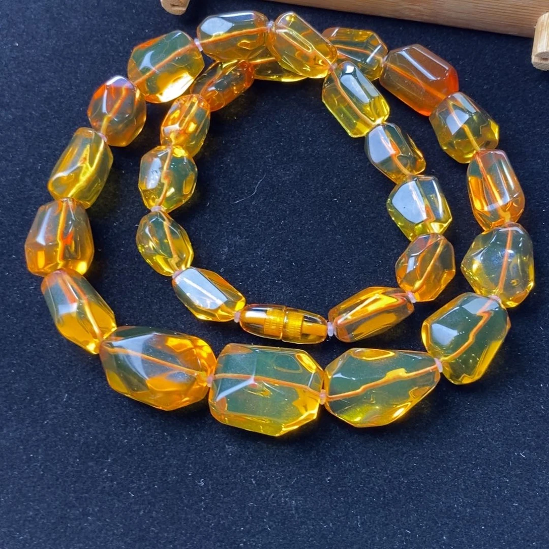 琥珀颈饰未镶嵌50克