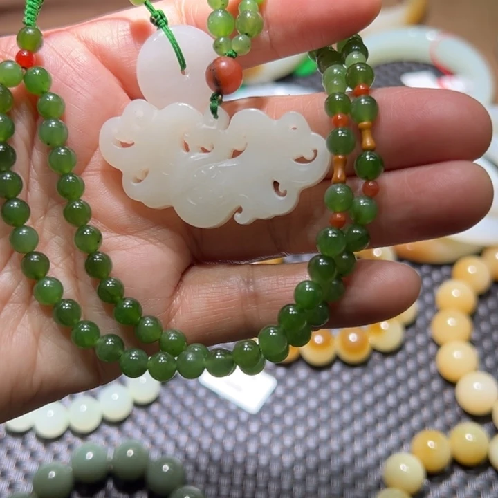 和田玉未镶嵌手链