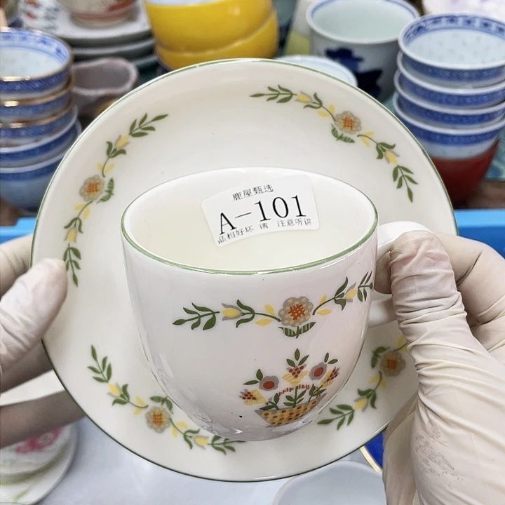 y****i101 鹿屋家的美丽瓷器