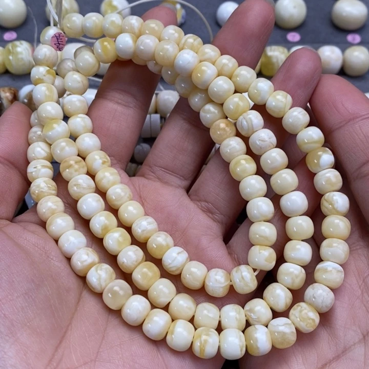 蜜蜡裸石未镶嵌老型