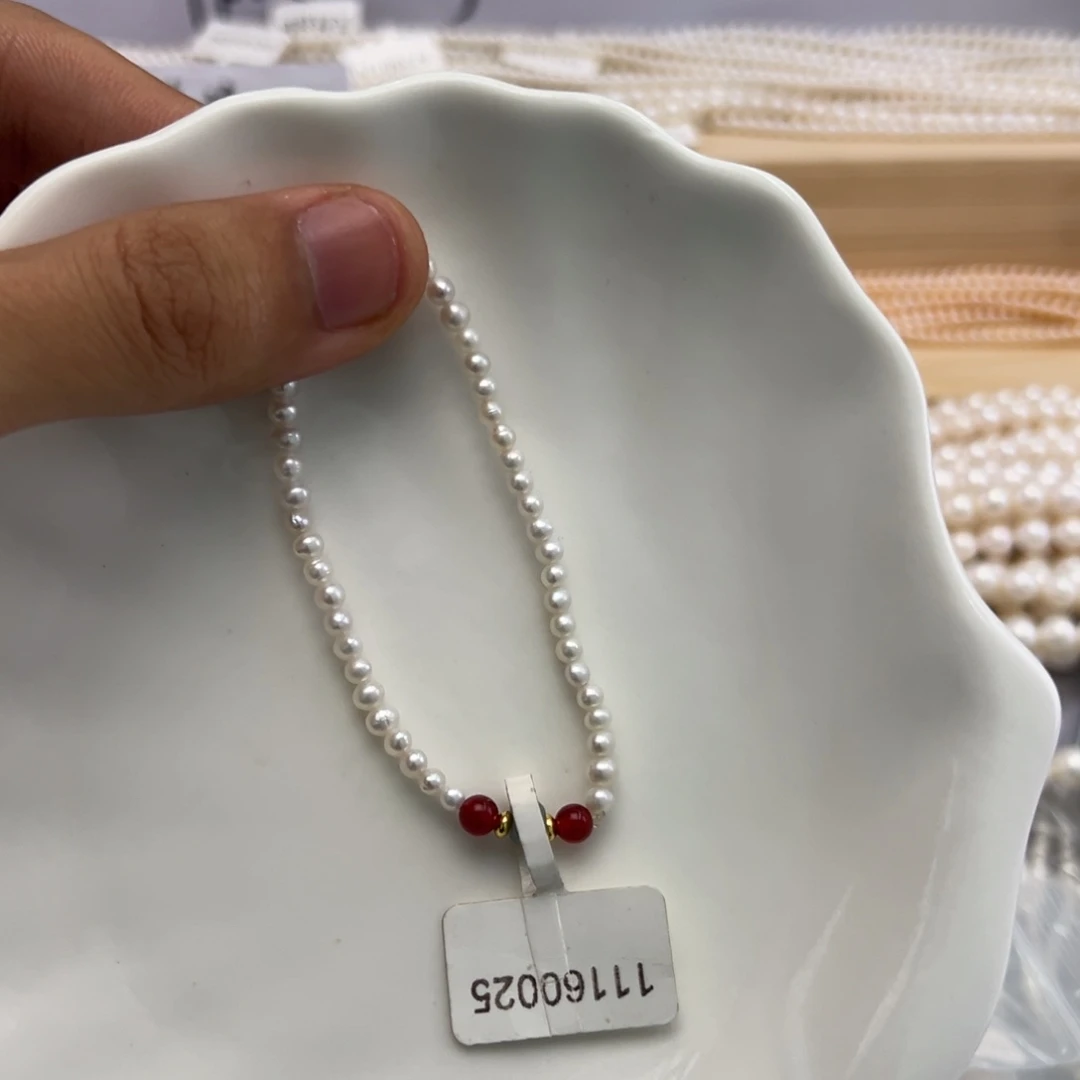 黑***挞淡水珍珠颈饰未镶嵌