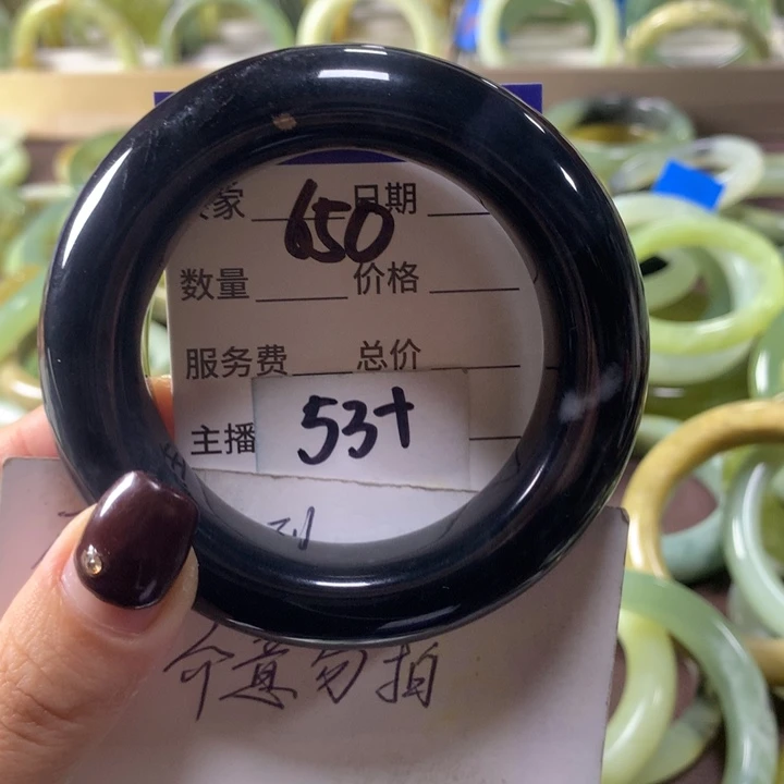 蛇纹石玉未镶嵌手镯650