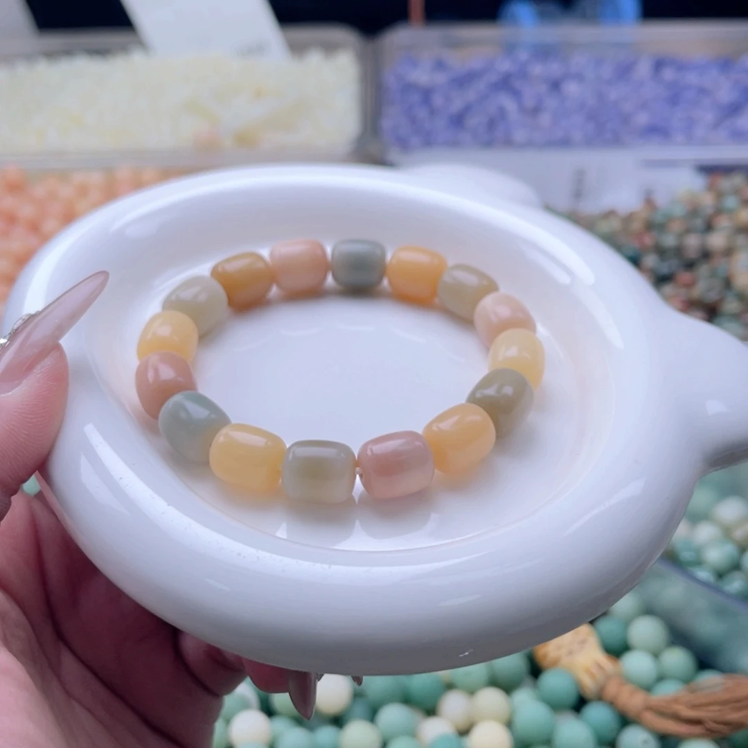 白玉菩提吊坠c12.5mm35颗。干磨