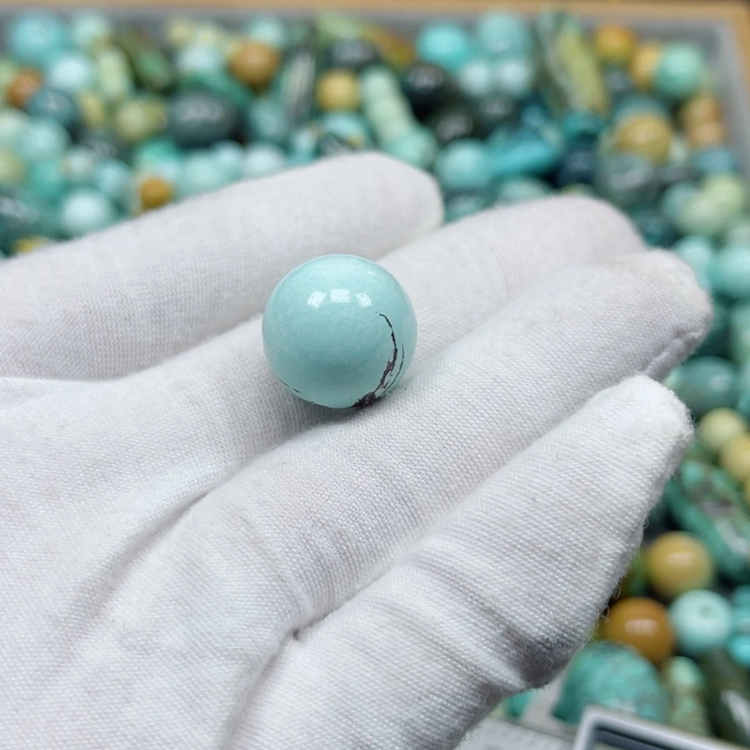 绿松石未镶嵌挂件