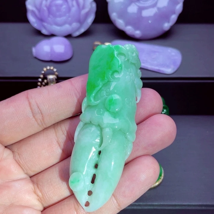 翡翠未镶嵌吊坠(不含链)