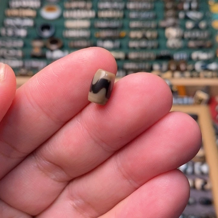 未镶嵌玛瑙/玉髓珠宝半成品