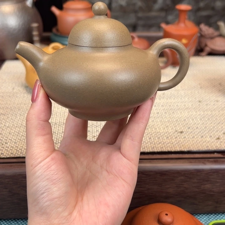 茶壶紫砂青段微瑕华颖200cc