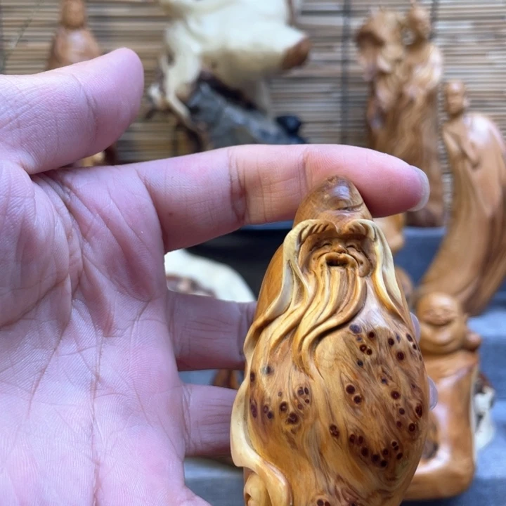 柏木（崖柏）崖柏根雕
