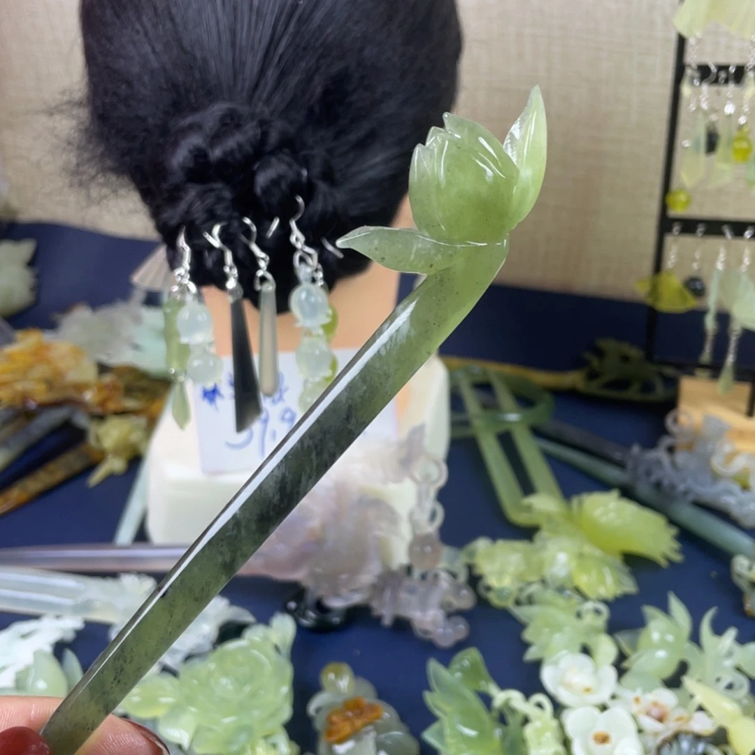蛇纹石玉未镶嵌发饰