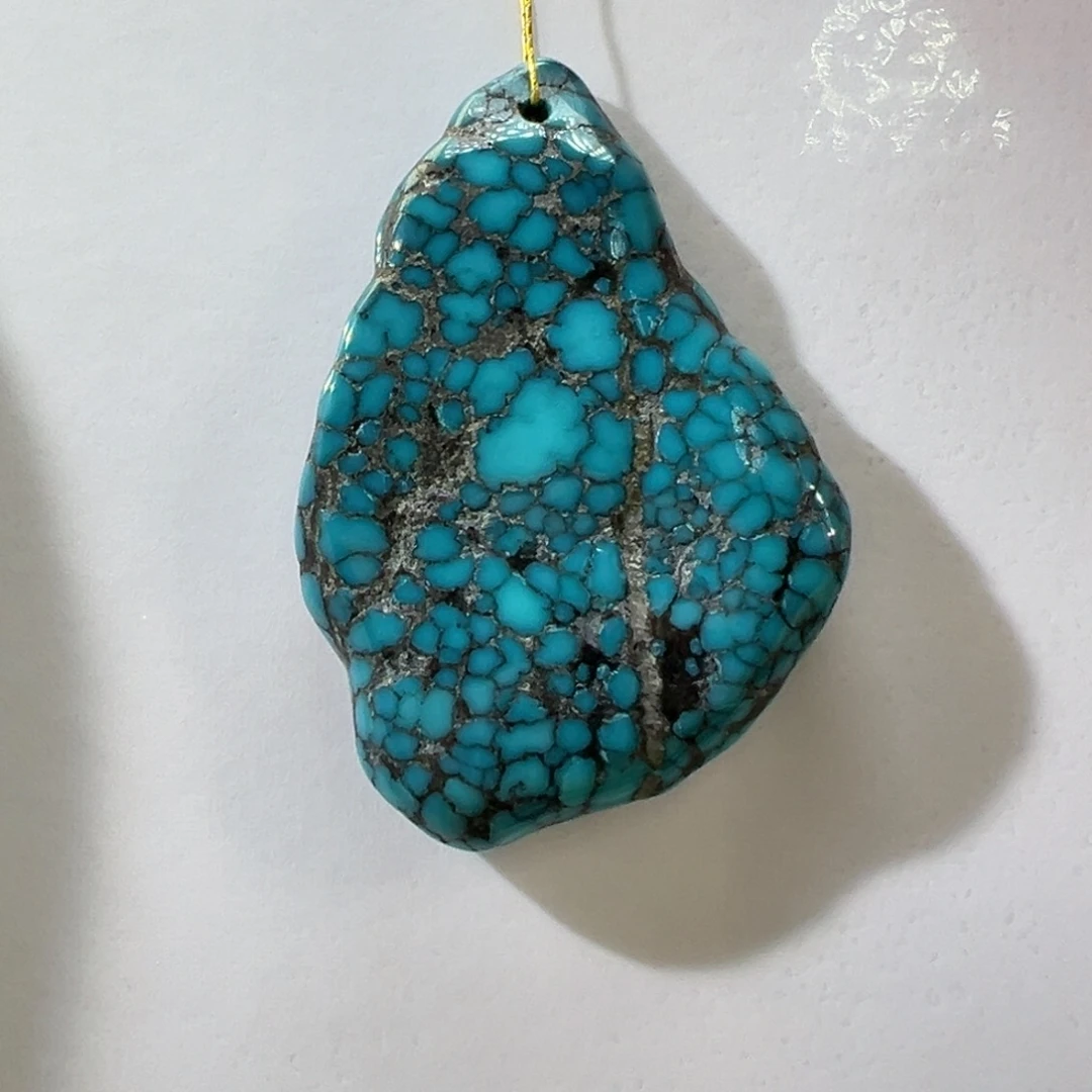 绿松石未镶嵌挂件