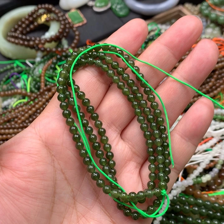 和田玉未镶嵌手链1