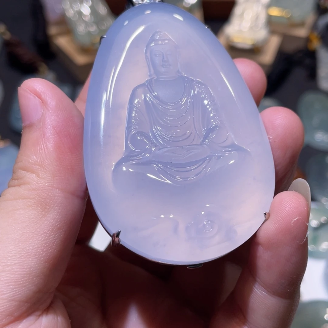 翡翠18K金镶嵌颈饰小****者翡翠