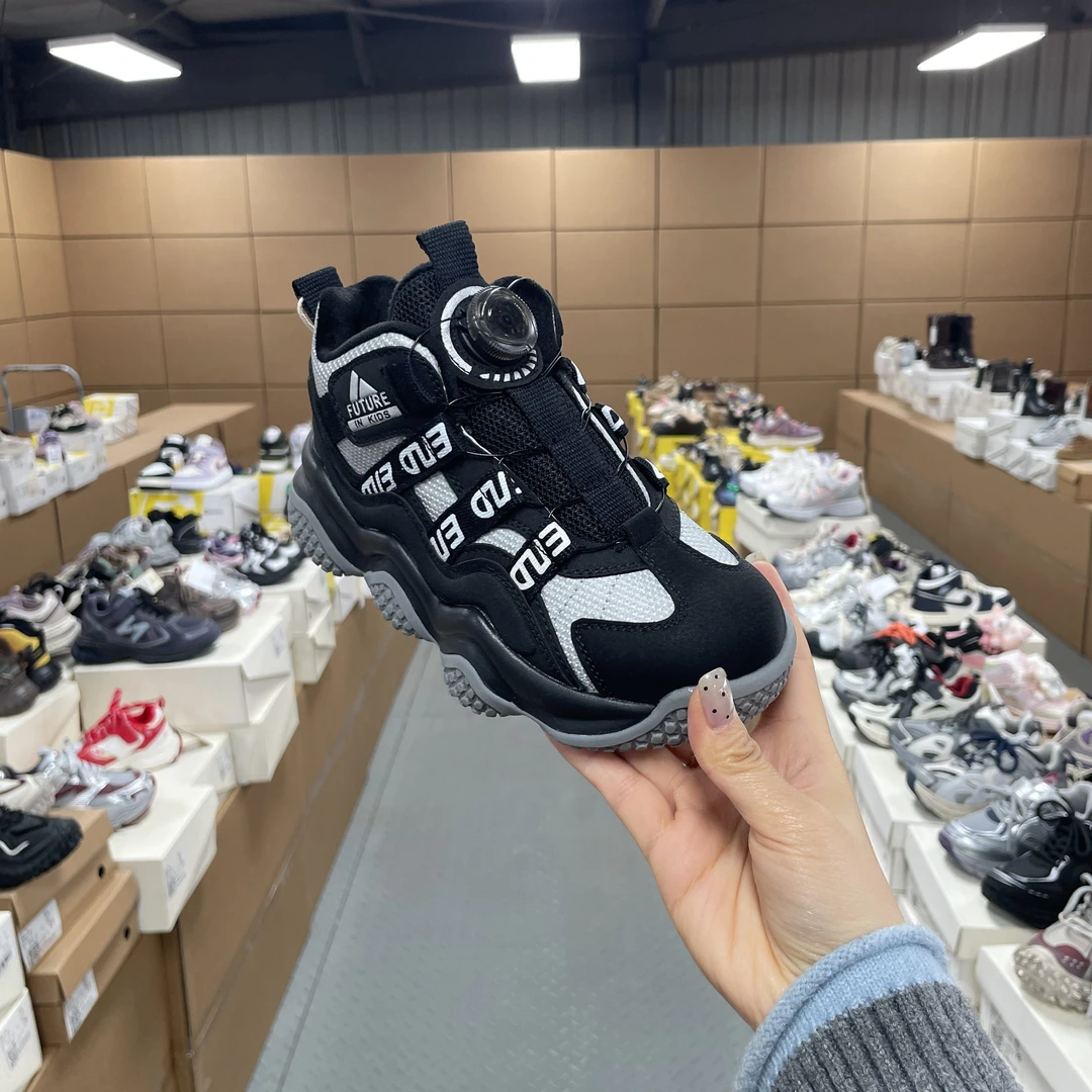 235093儿童加绒运动鞋  男女童鞋 国内大品牌童鞋同厂出品