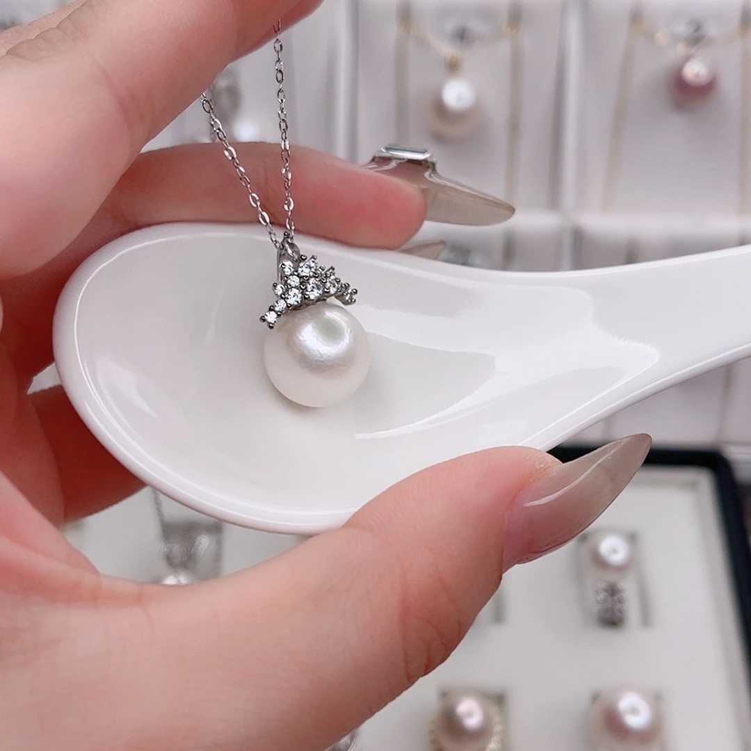 吊坠(赠链)未镶嵌淡水珍珠
