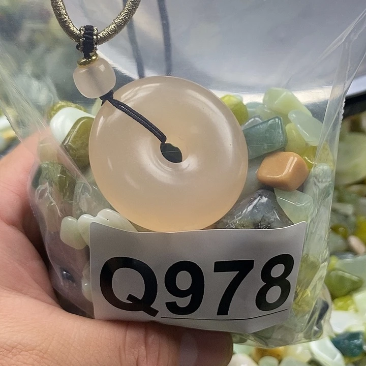 未镶嵌蛇纹石玉鱼缸石