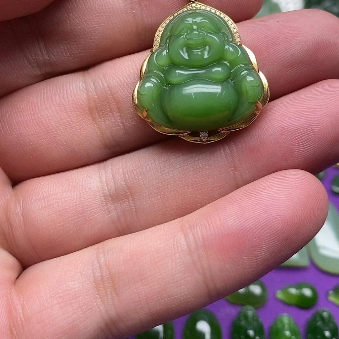 吊坠(不含链)18K金镶嵌和田玉（碧玉）