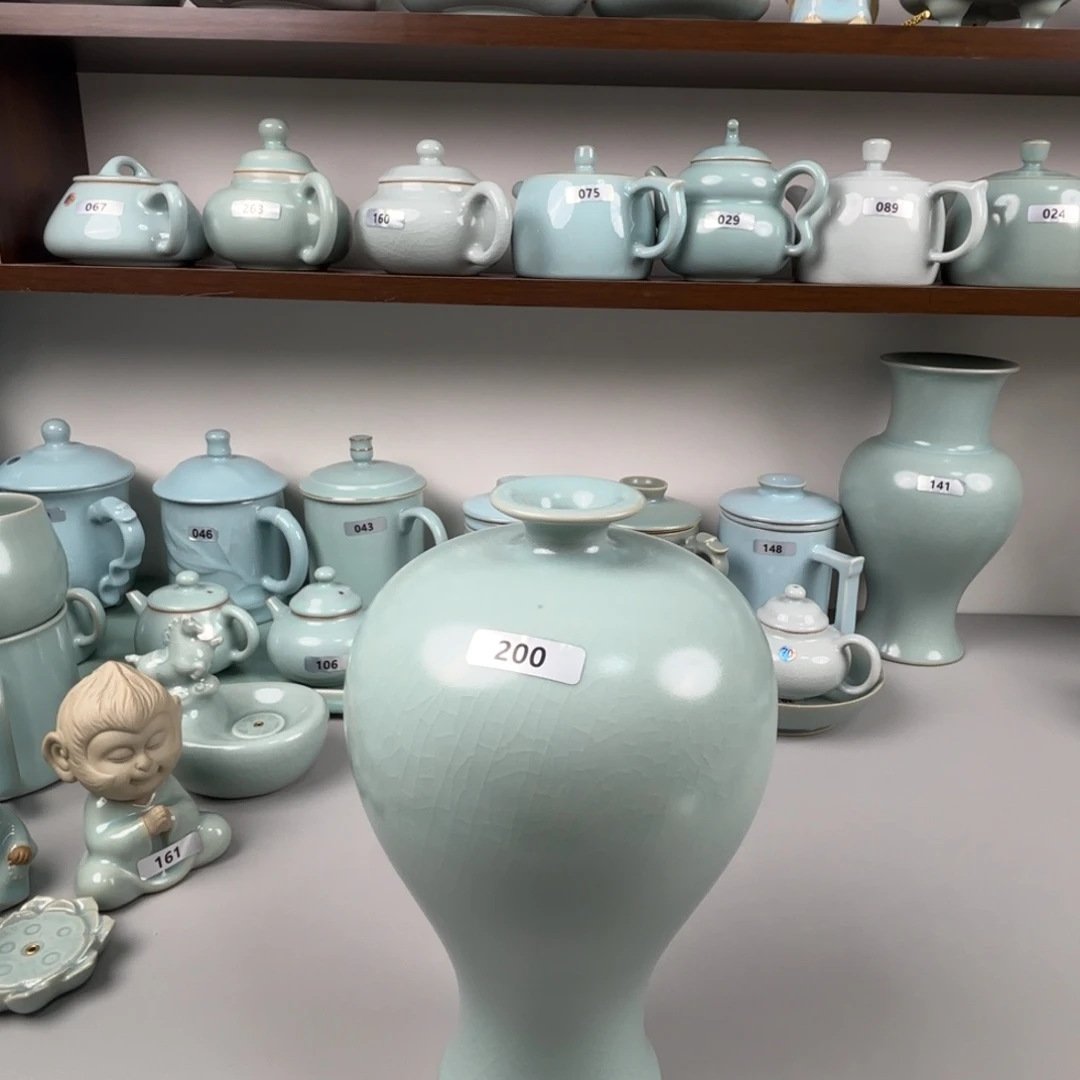 陶摆件汝瓷梅瓶支钉烧仿古釉微瑕200