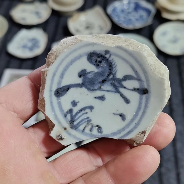 瓷片青花瓷片段位高中