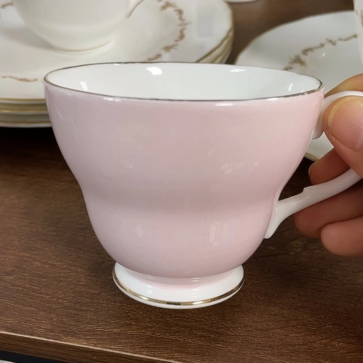 现代菲宝中古欧瓷瓷器