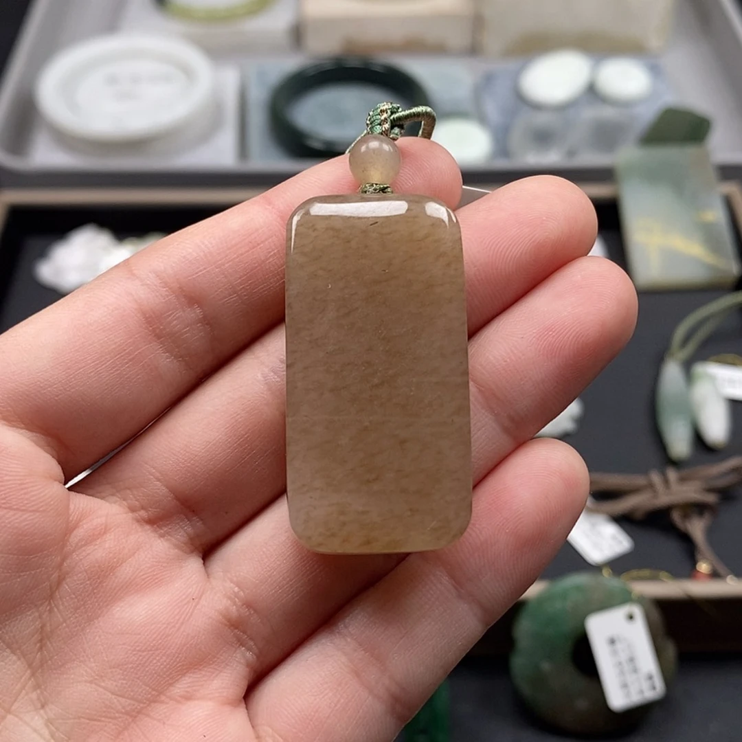 【闪购商品】未镶嵌独山玉颈饰V****9