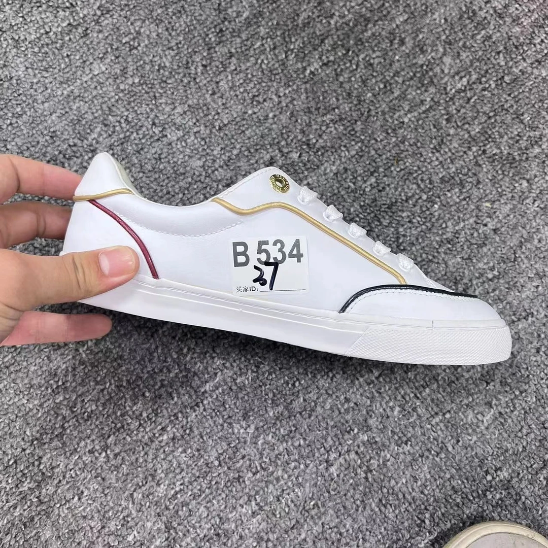 3号上新款男女高端户外休闲鞋 B534