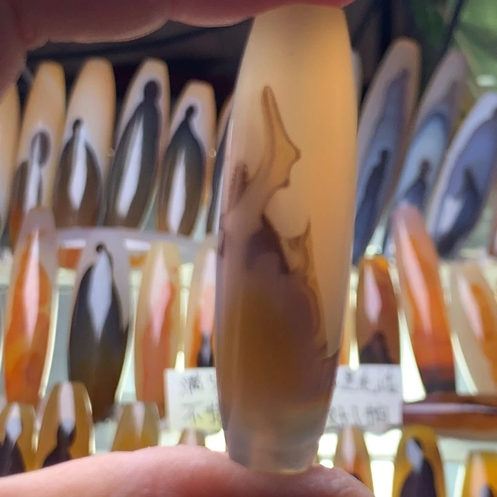 玛瑙/玉髓颈饰未镶嵌65