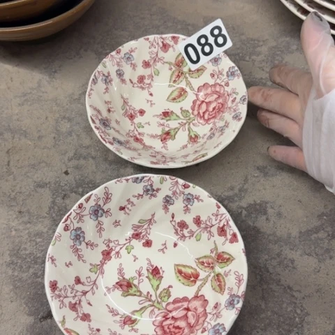泥塑慈溪欧亚出口尾货碗两只微瑕品