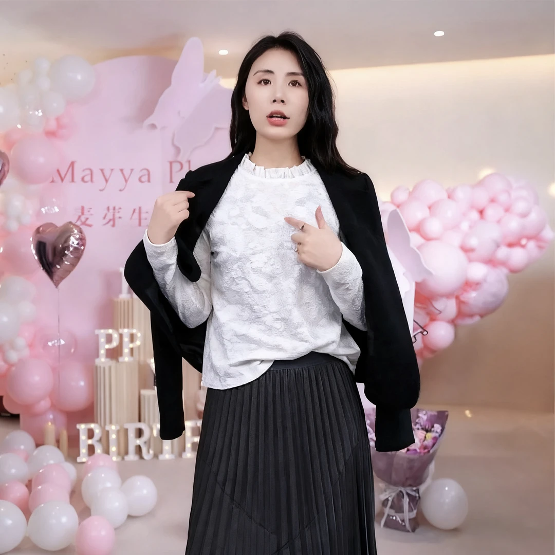 【穿搭核心】Mayya Plus麦芽定制气质显瘦流光风针织上衣32537362