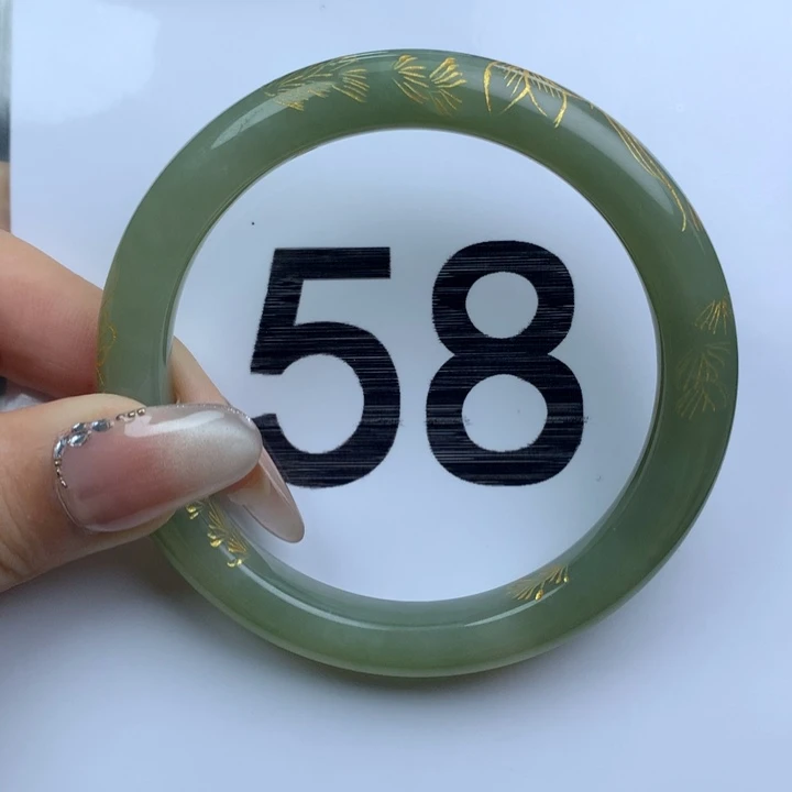 未镶嵌手镯和田玉10