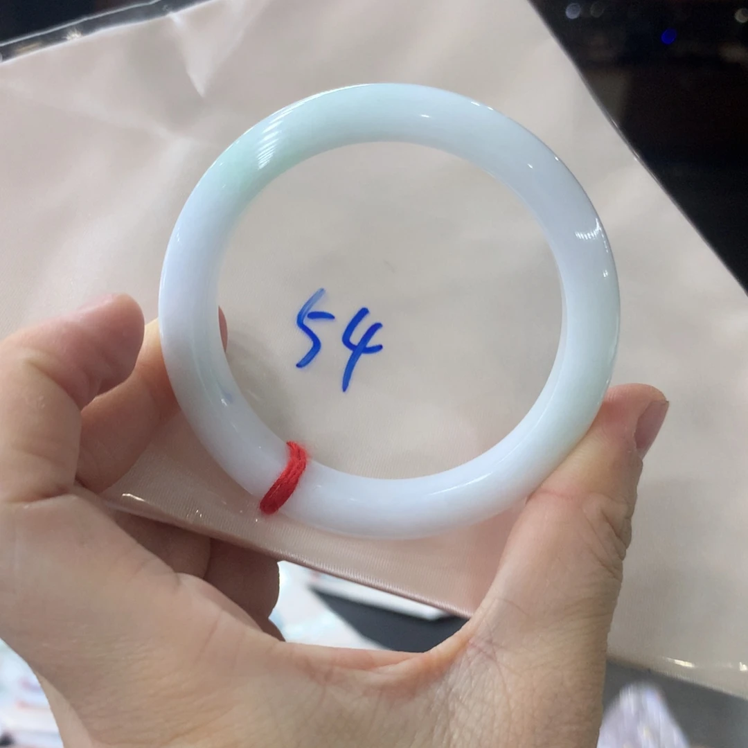 翡翠未镶嵌手镯翡翠