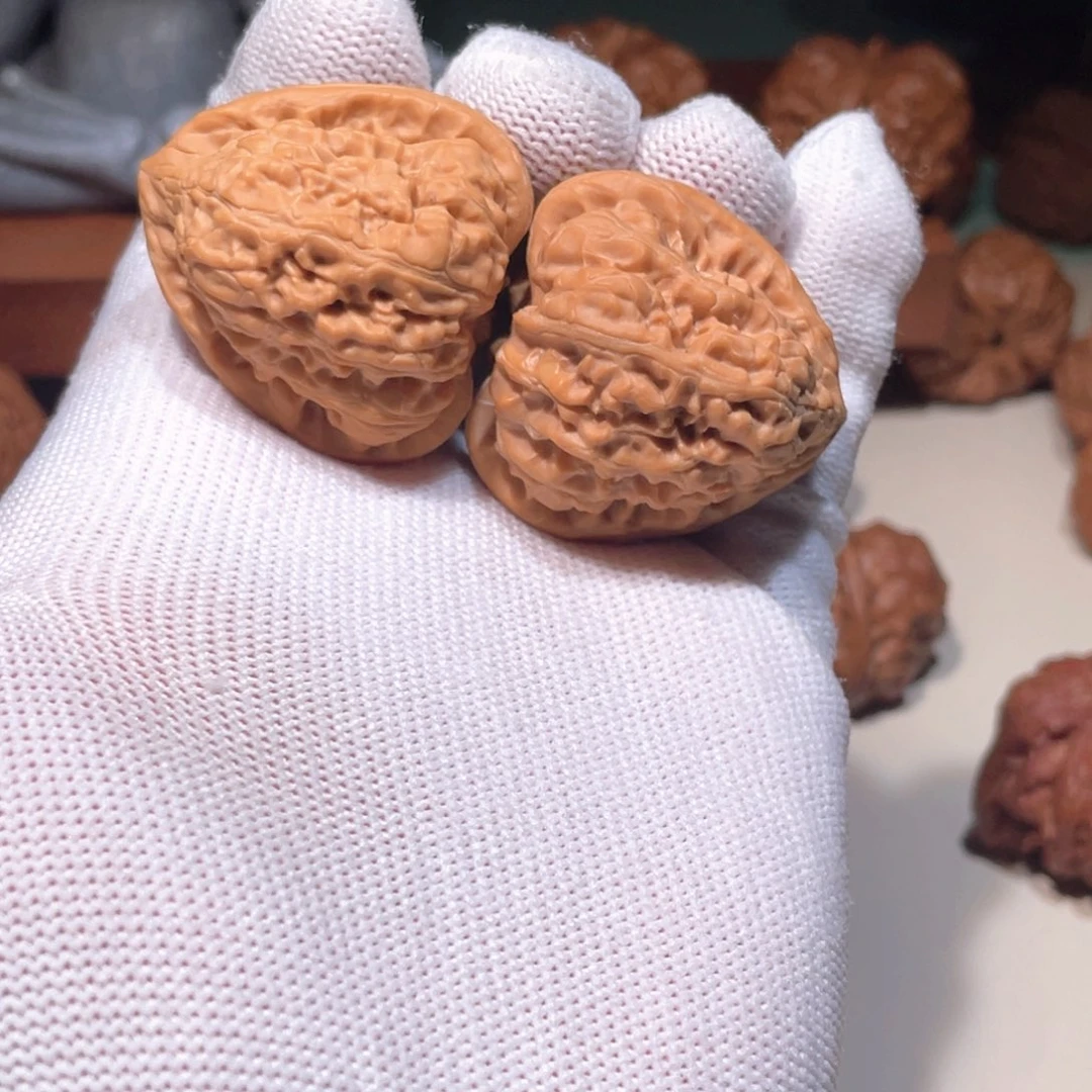 文玩核桃把件36,,.