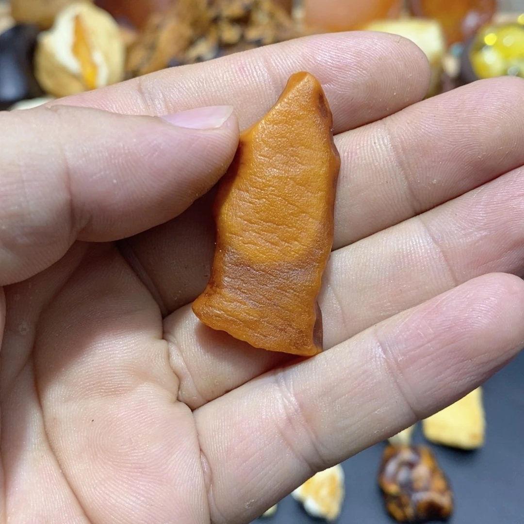 缘***君琥珀未镶嵌裸石蜜蜡原石定制