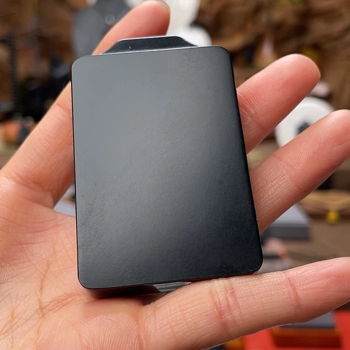 擎***柱和田玉（墨玉）未镶嵌吊坠(不含链)料王91克